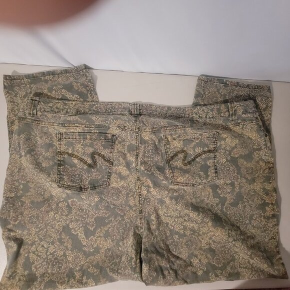 Catherine Green Jeans with golden pattern Size 32 with 4-pockets - Picture 2 of 3